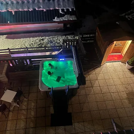 山酒店