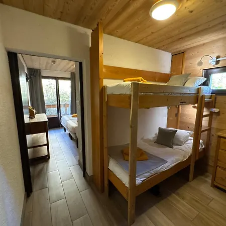 Logis Le Cairn Szálloda 3*