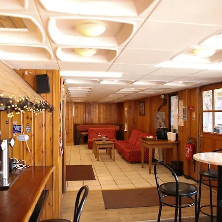 Le Cairn Hotel 2*